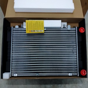 Радиатор охлаждения ГАЗ 3302 (3-х рядный алюминиевый) HOFER
